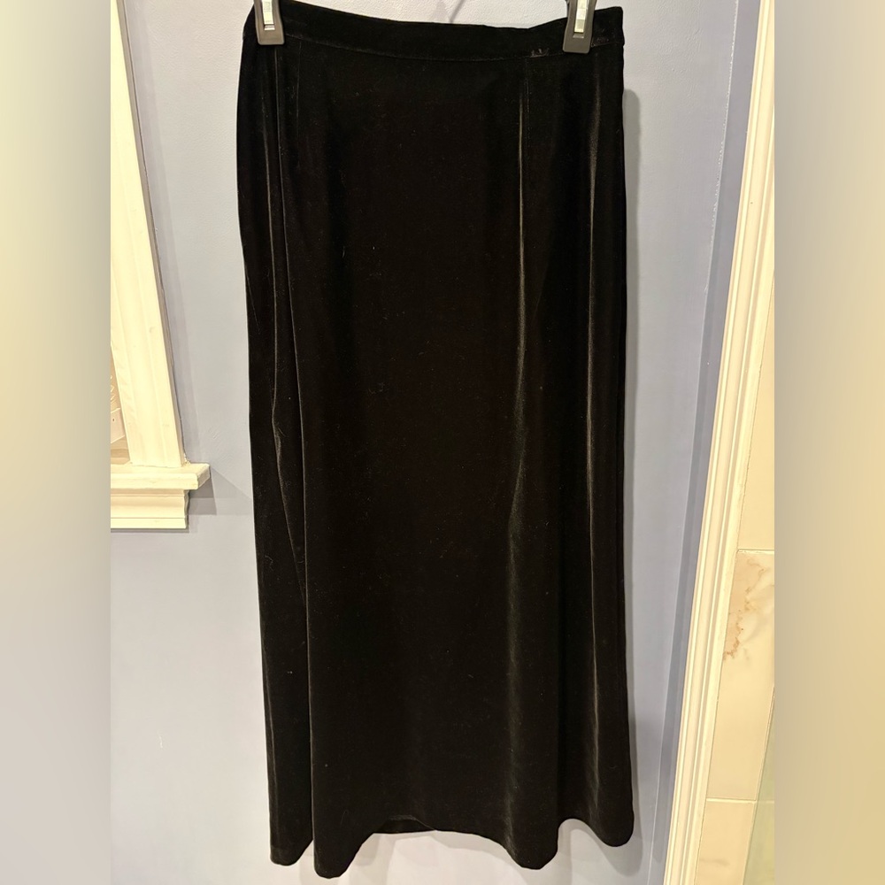 Talbots Vintage Black Velvet Maxi Skirt size 12